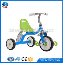 Nouveau modèle Tricycle à bébé bon marché en plastique pour enfants / Type de voiture et monter ou pousser Tricycle pour enfant enfant pour bébé